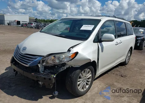 2017 Toyota Sienna Xle 8 Passenger from USA, damaged, VIN 5TDYZ3DC6HS824804